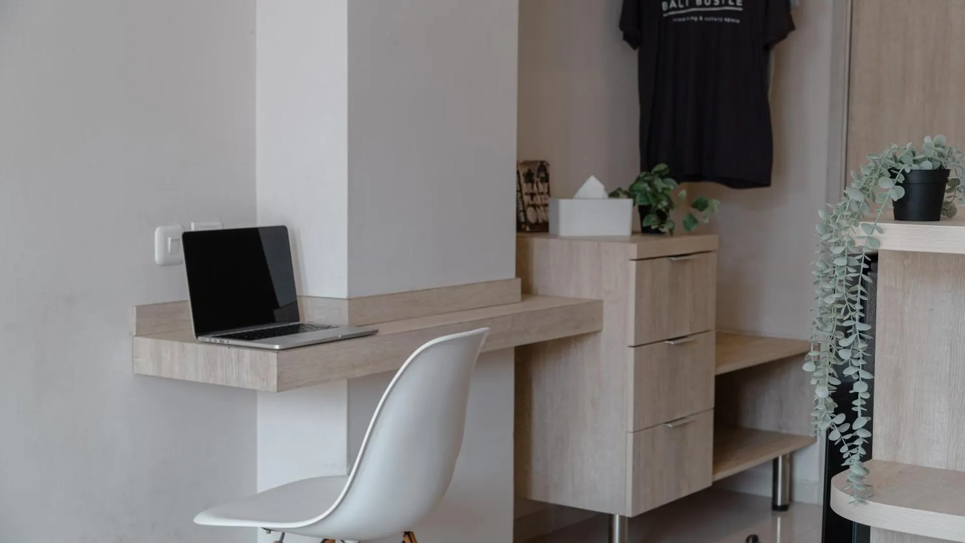 Bali Bustle Pararaton Coliving And Coworking Space Legian
