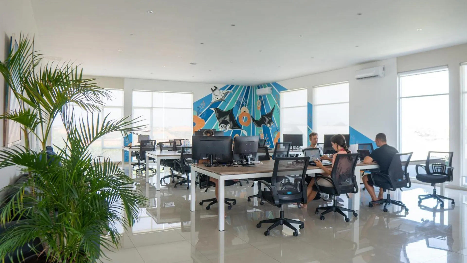 Bali Bustle Pararaton Coliving And Coworking Space Legian